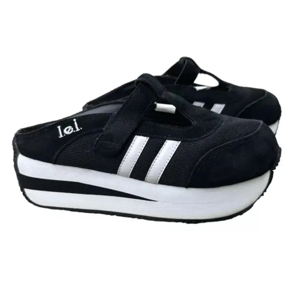 Womens size 7.5  vintage y2k L.E.I. chunky platform sporty slide-ons